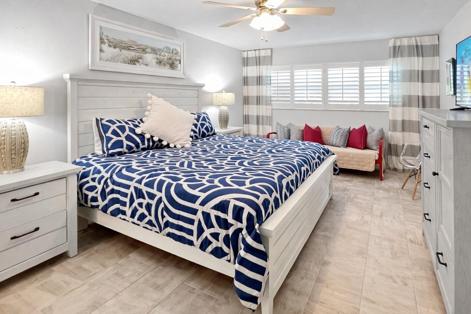 Image 13 of 28 For 1741 Southwood Street 1741