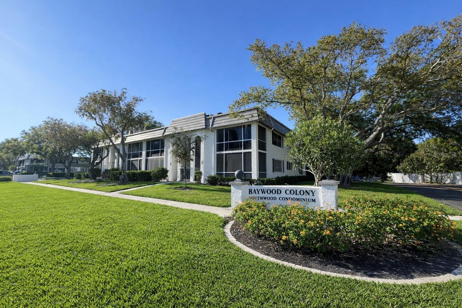 Image 2 of 28 For 1741 Southwood Street 1741