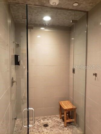 Image 34 of 43 For 17006 Vardon Terrace 207