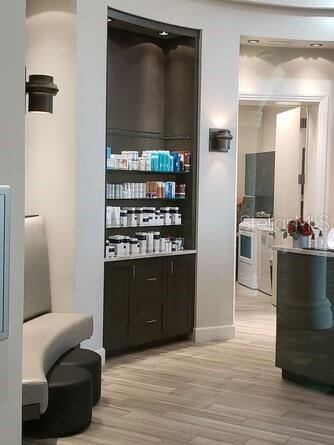 Image 35 of 43 For 17006 Vardon Terrace 207