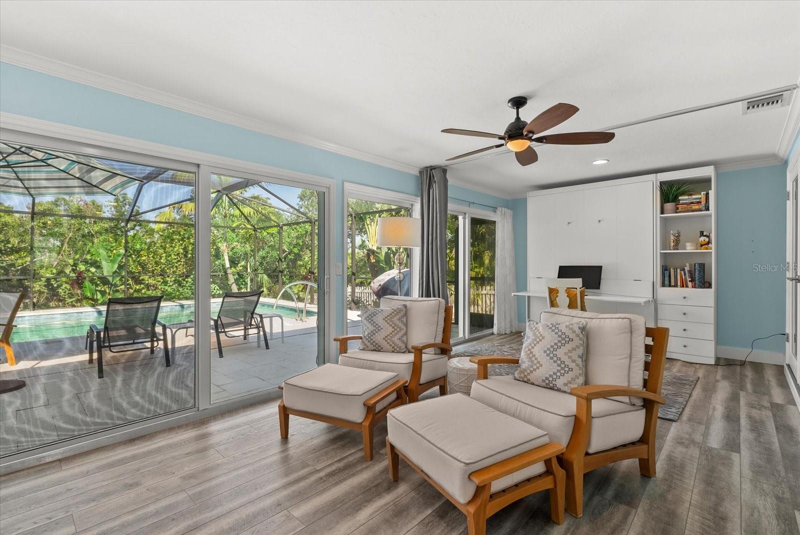 Image 20 of 61 For 704 Tropical Circle