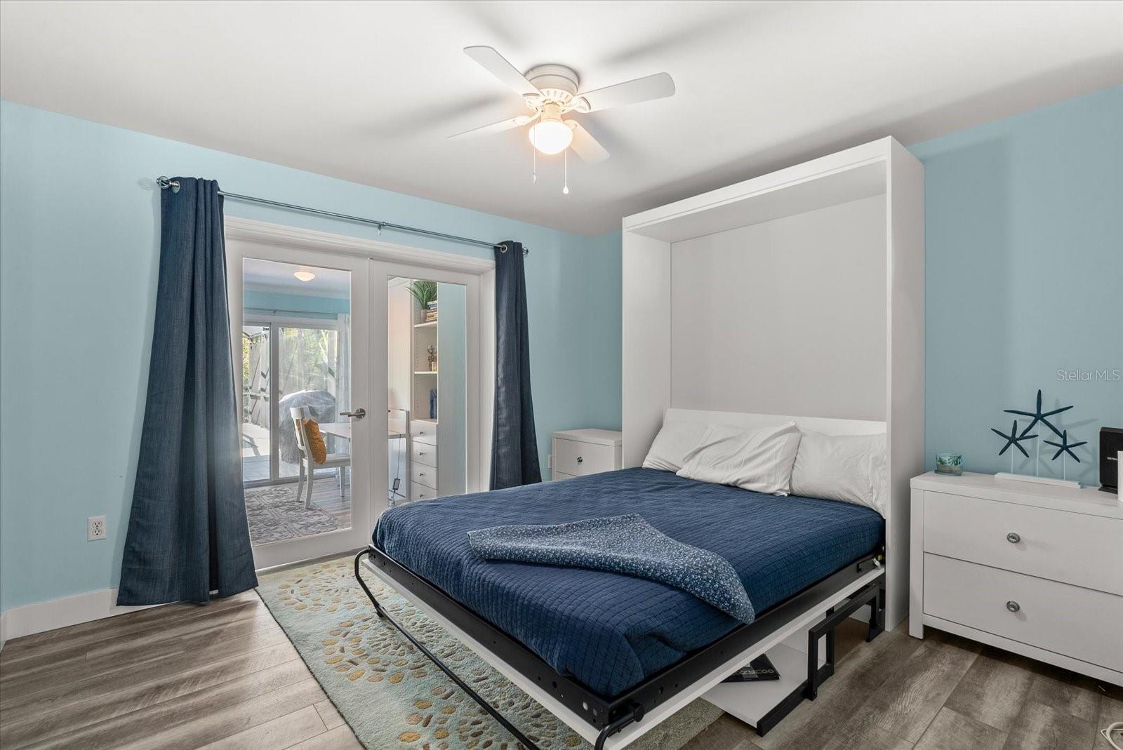 Image 25 of 61 For 704 Tropical Circle