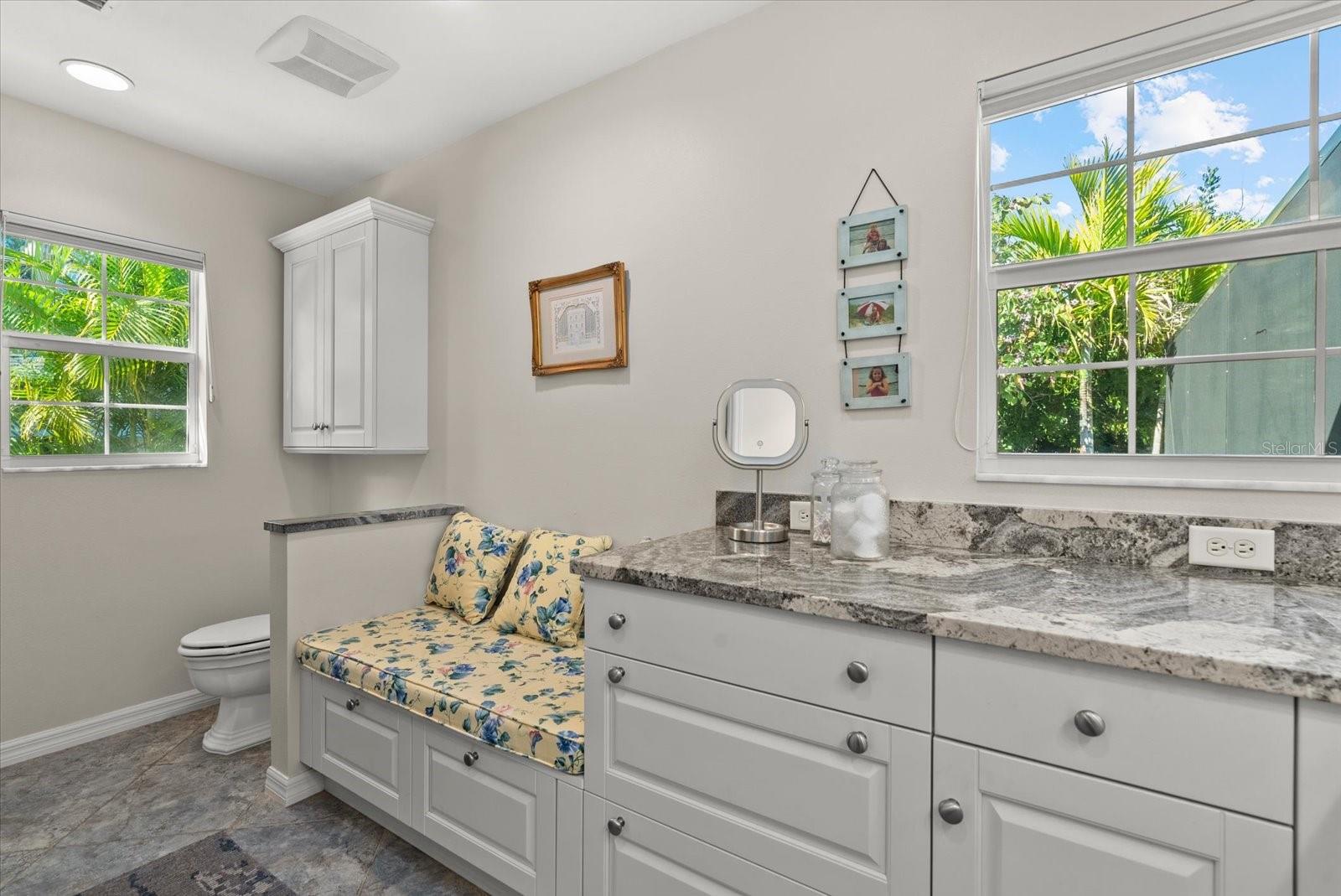 Image 30 of 61 For 704 Tropical Circle