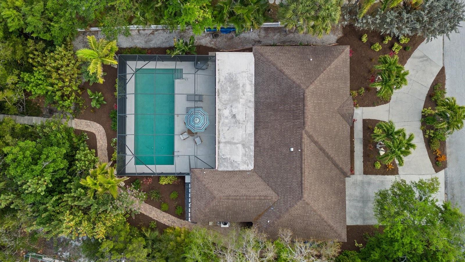 Image 4 of 61 For 704 Tropical Circle