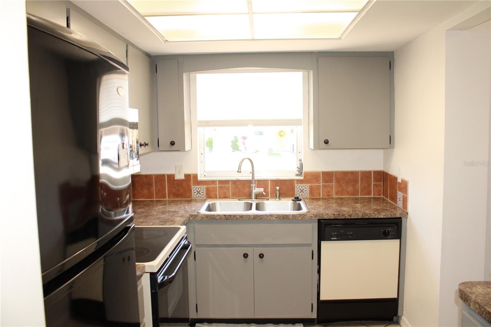 Image 2 of 53 For 5062 Live Oak Circle 5026