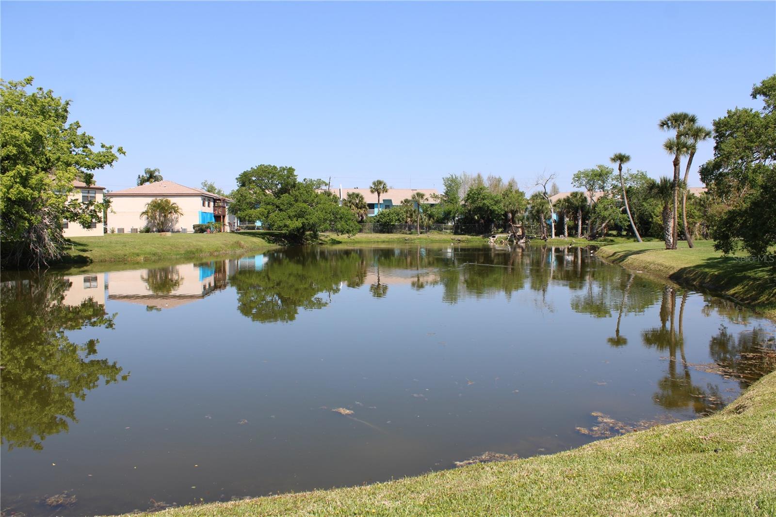 Image 40 of 53 For 5062 Live Oak Circle 5026