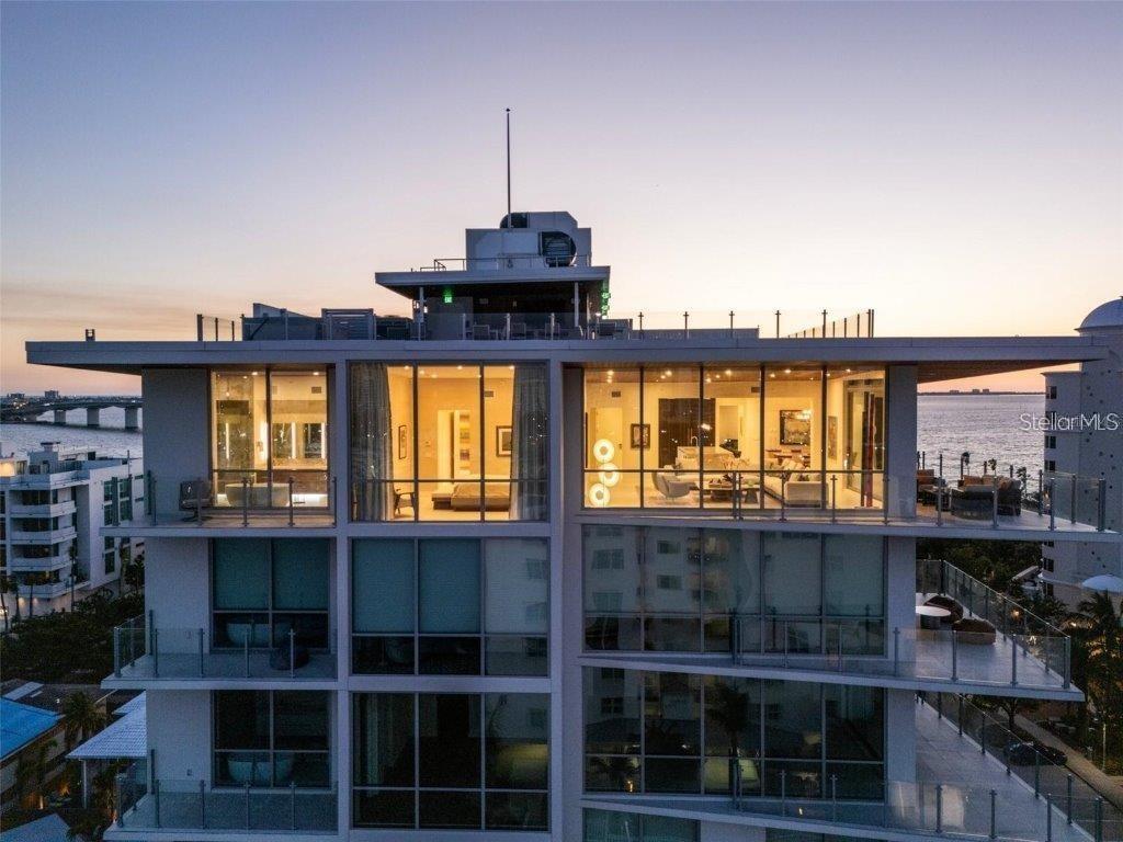 Image 16 of 54 For 111 Golden Gate Point 802ph