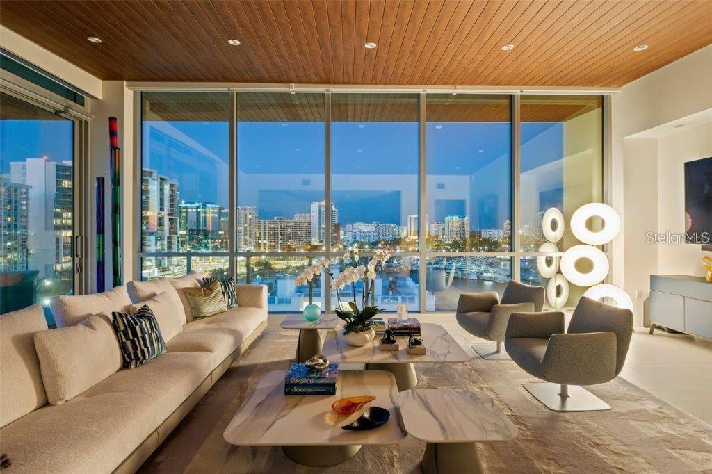 Image 6 of 54 For 111 Golden Gate Point 802ph