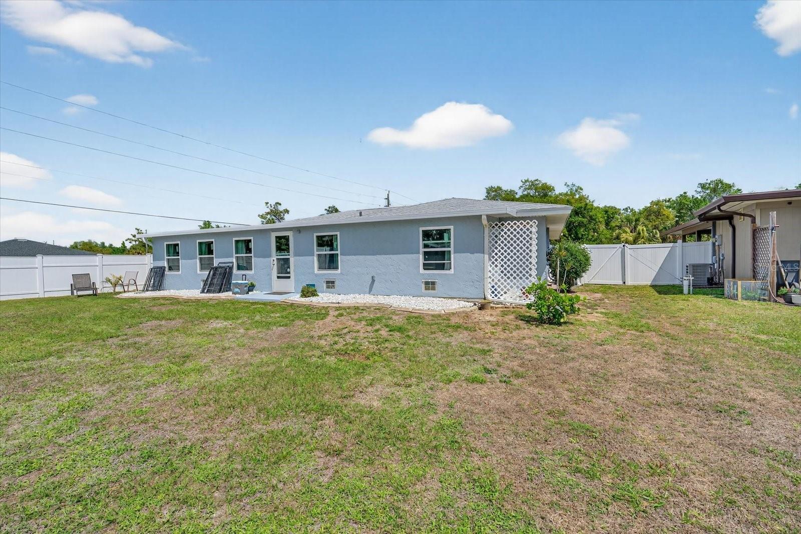 Image 34 of 44 For 4075 Drance Street