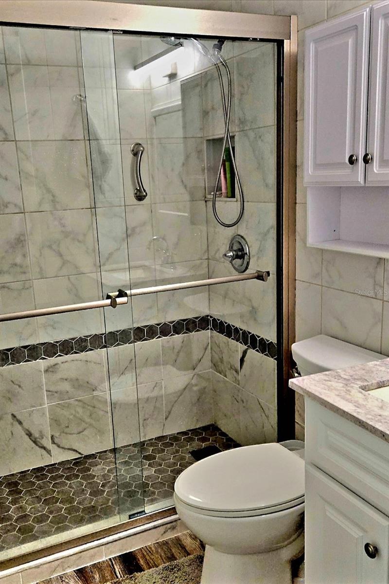 Image 10 of 18 For 5942 Welcome Road H24