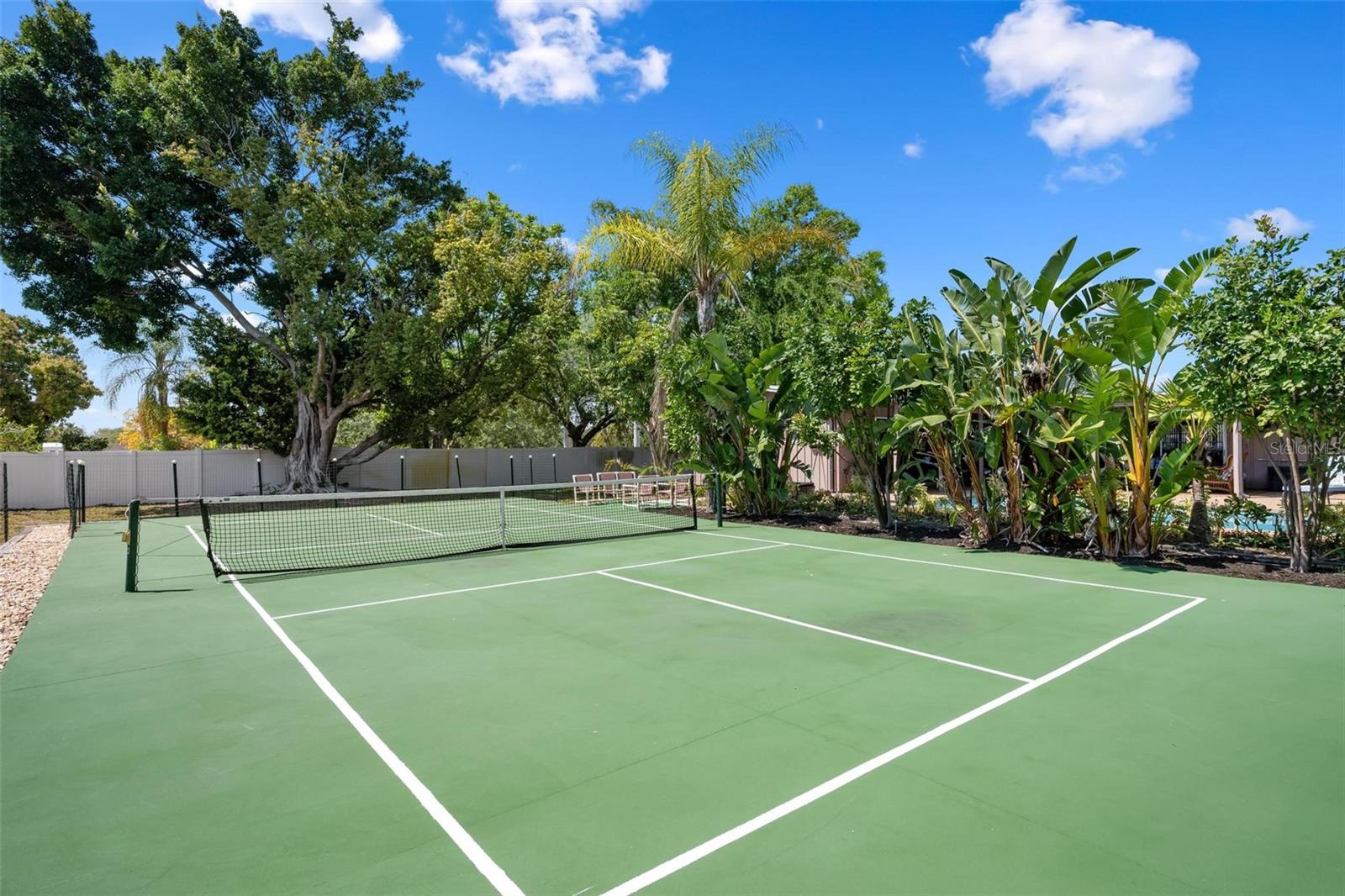 Image 12 of 53 For 6201 6th Avenue Nw