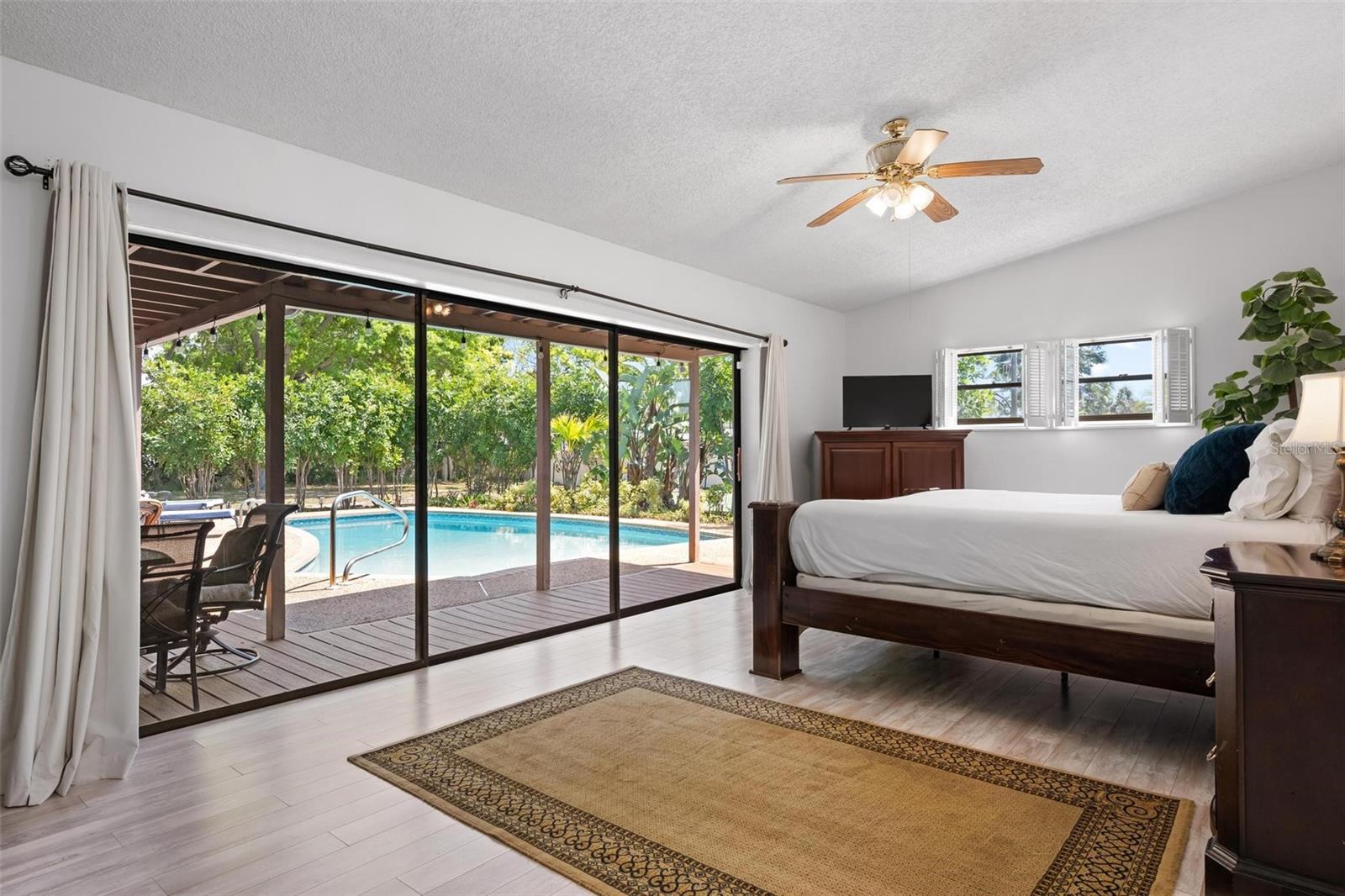 Image 17 of 53 For 6201 6th Avenue Nw