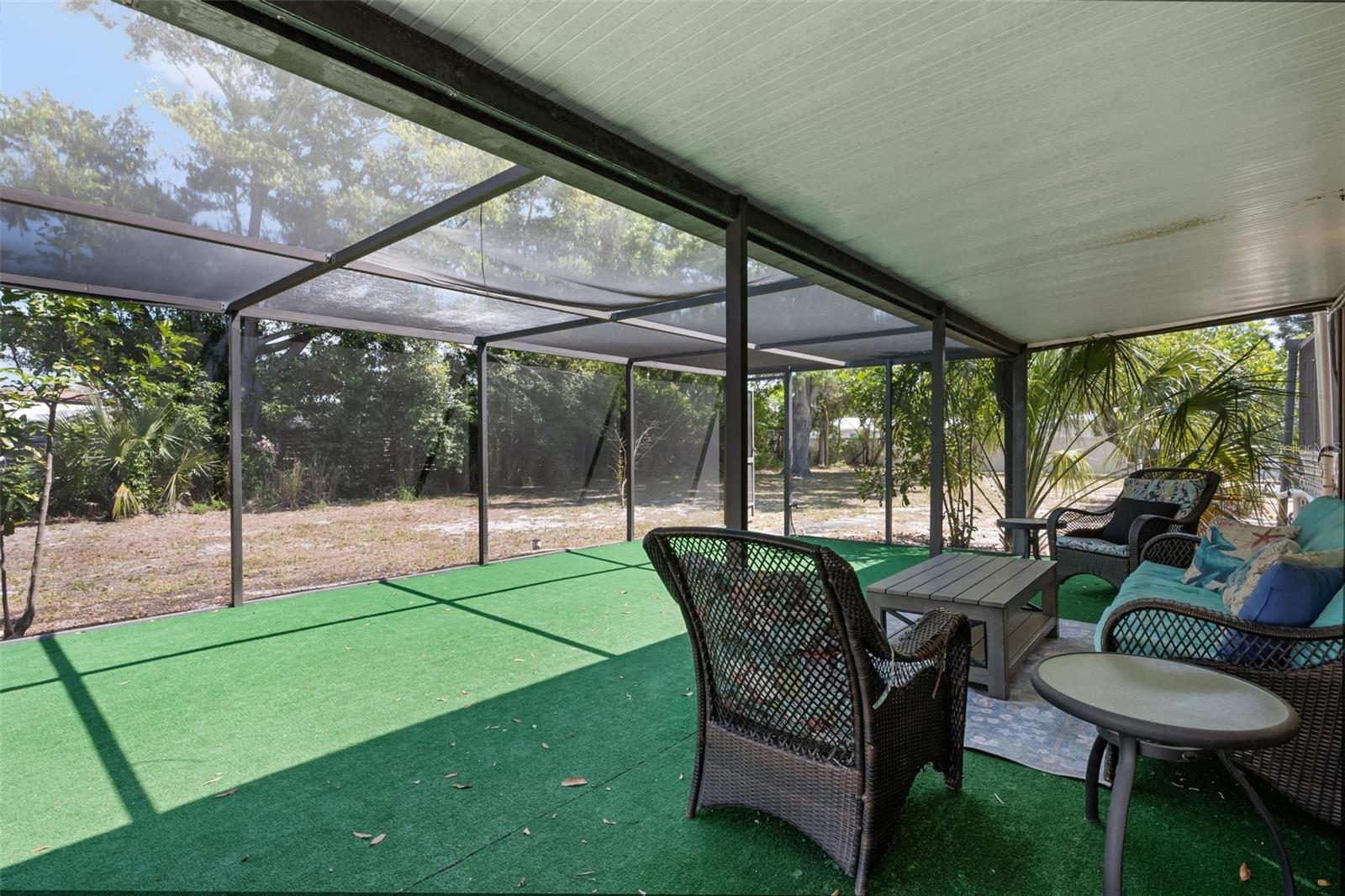 Image 36 of 53 For 6201 6th Avenue Nw