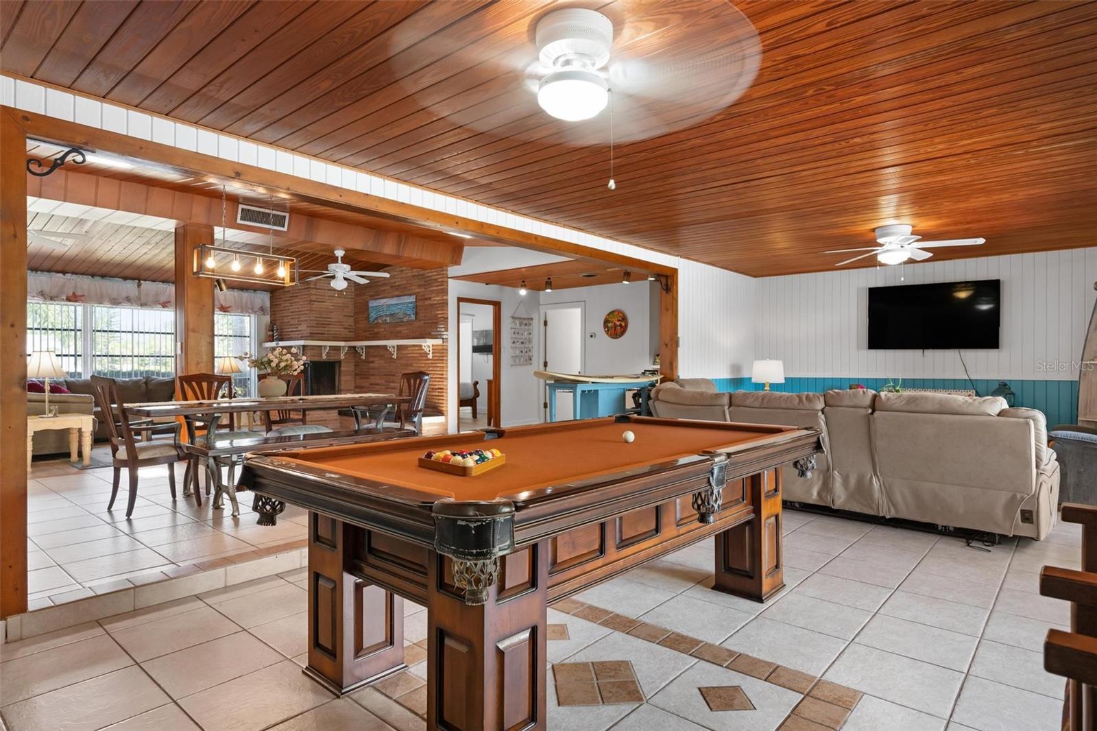 Image 40 of 53 For 6201 6th Avenue Nw