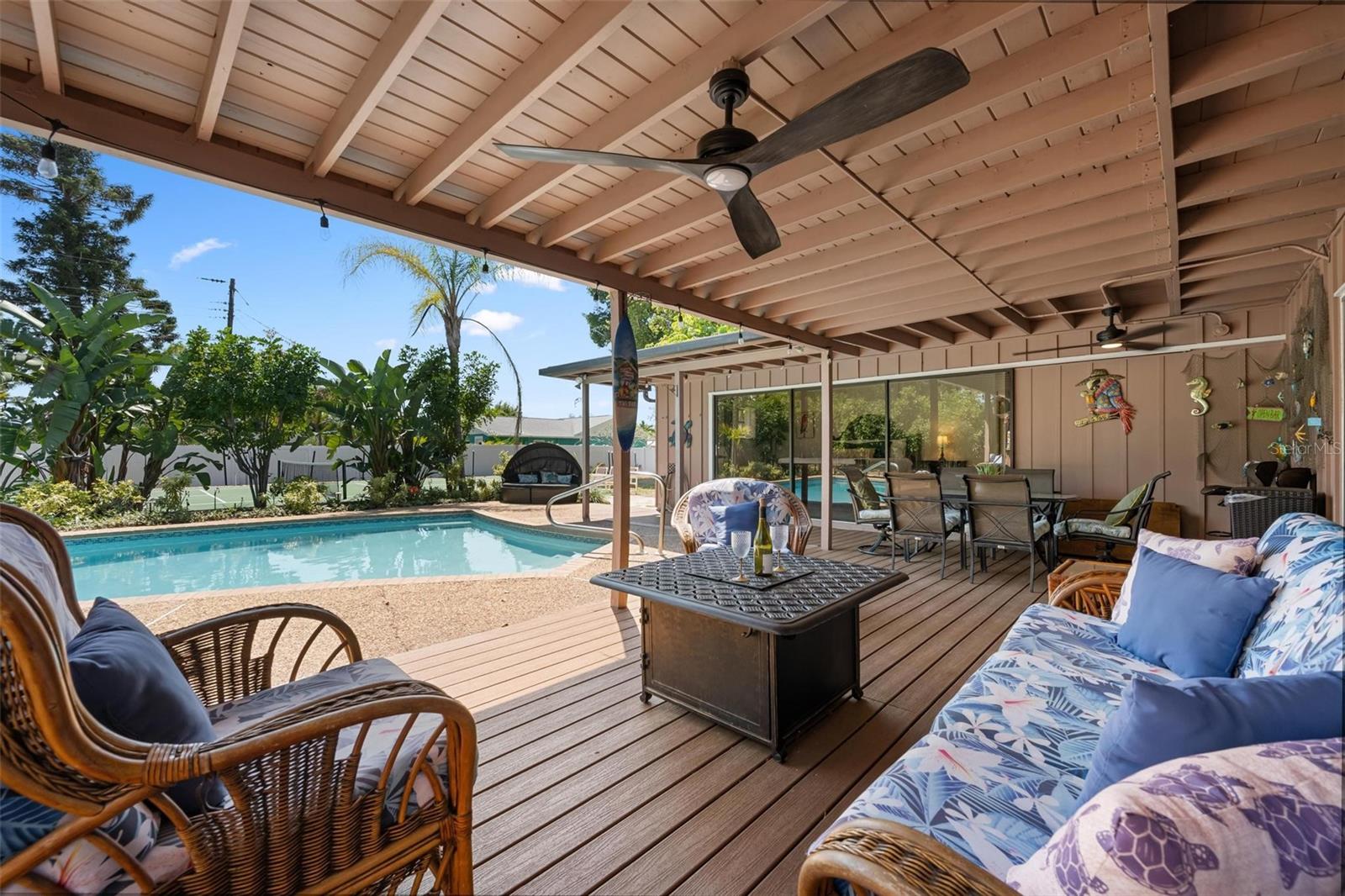 Image 43 of 53 For 6201 6th Avenue Nw