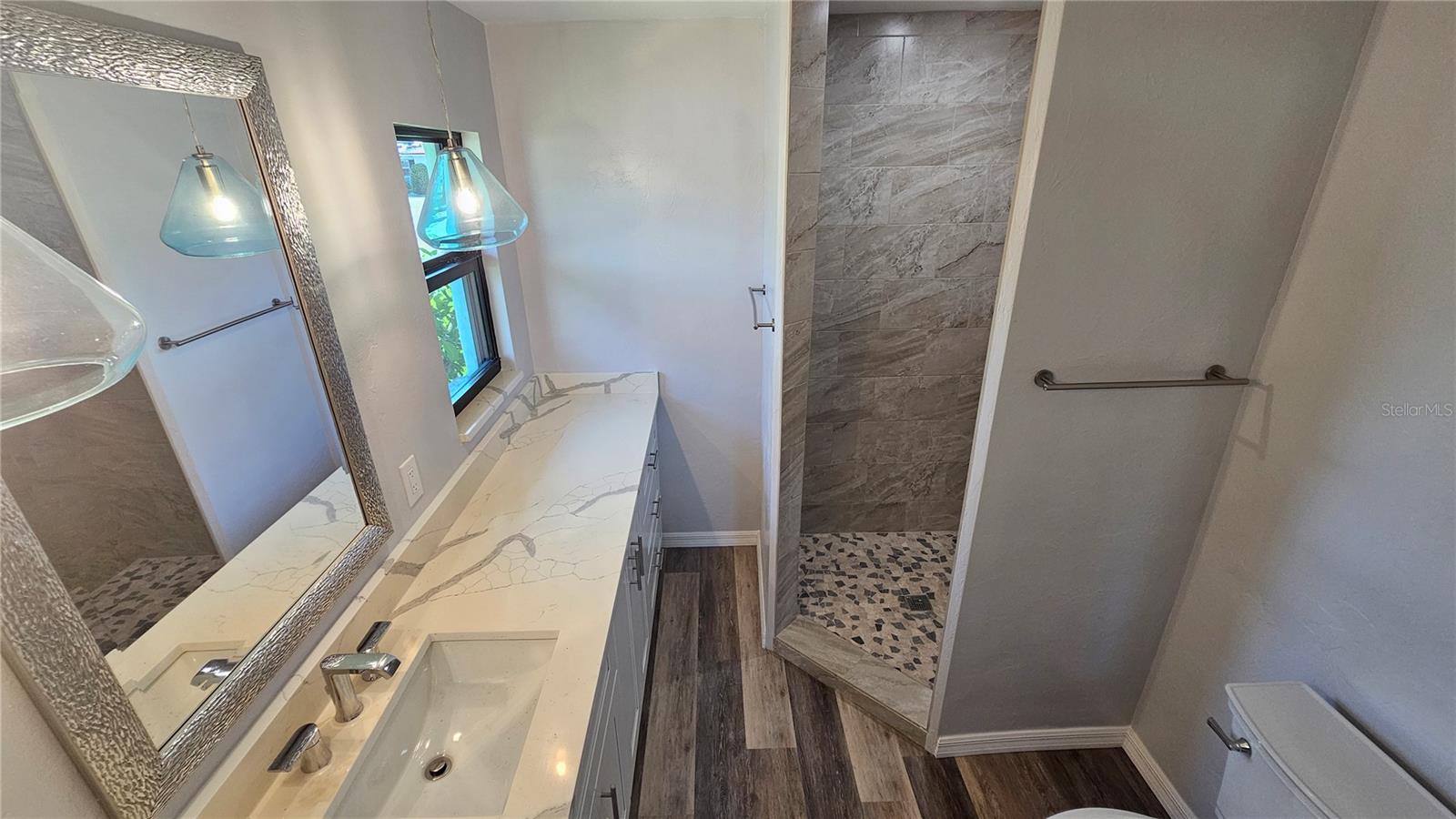 Image 11 of 37 For 3317 Pine Valley Drive