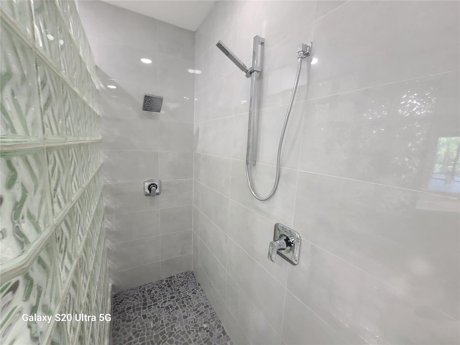 Image 17 of 78 For 360 Gulf Of Mexico Drive 312