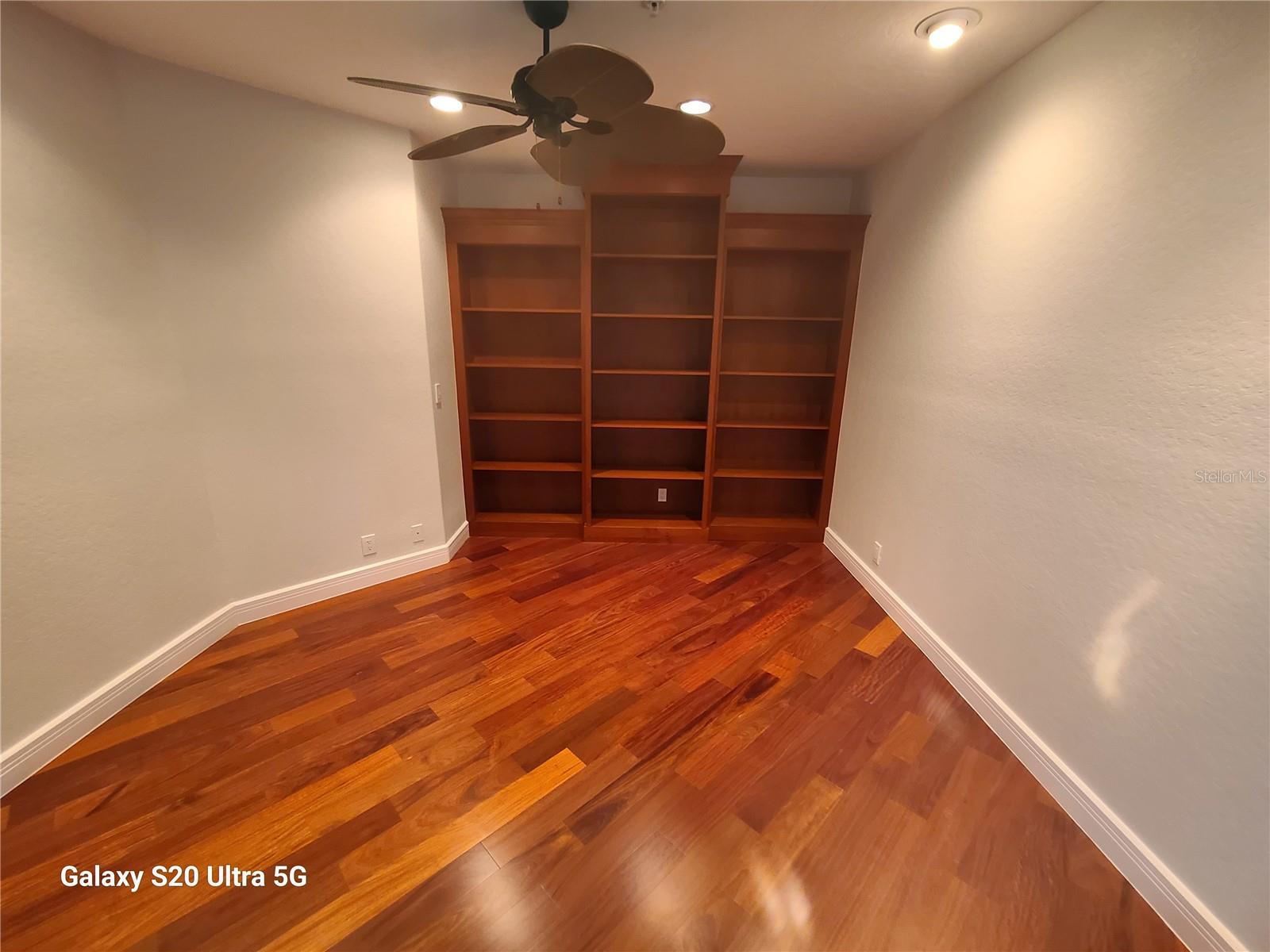 Image 63 of 78 For 360 Gulf Of Mexico Drive 312