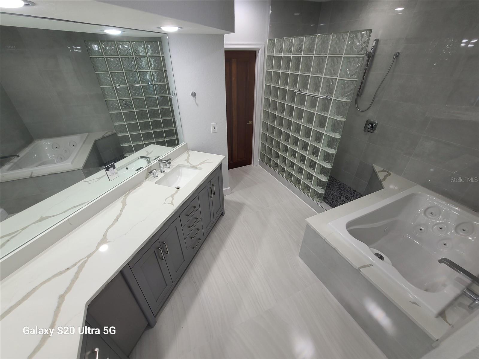 Image 72 of 78 For 360 Gulf Of Mexico Drive 312