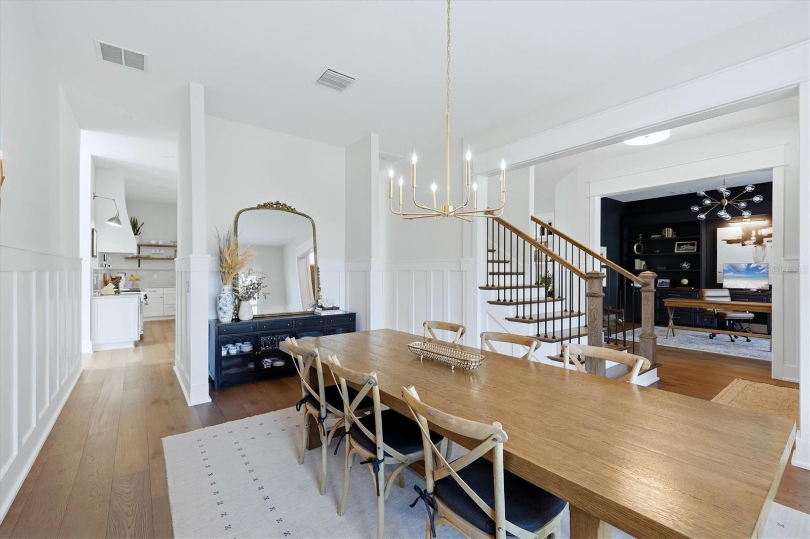 Image 15 of 70 For 1686 North Drive