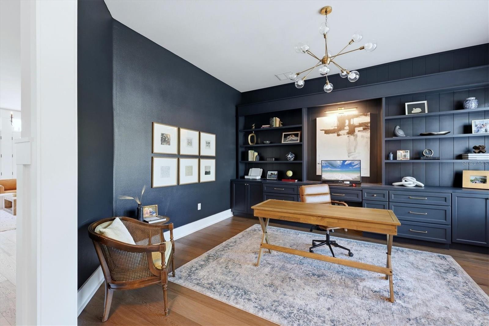 Image 17 of 70 For 1686 North Drive