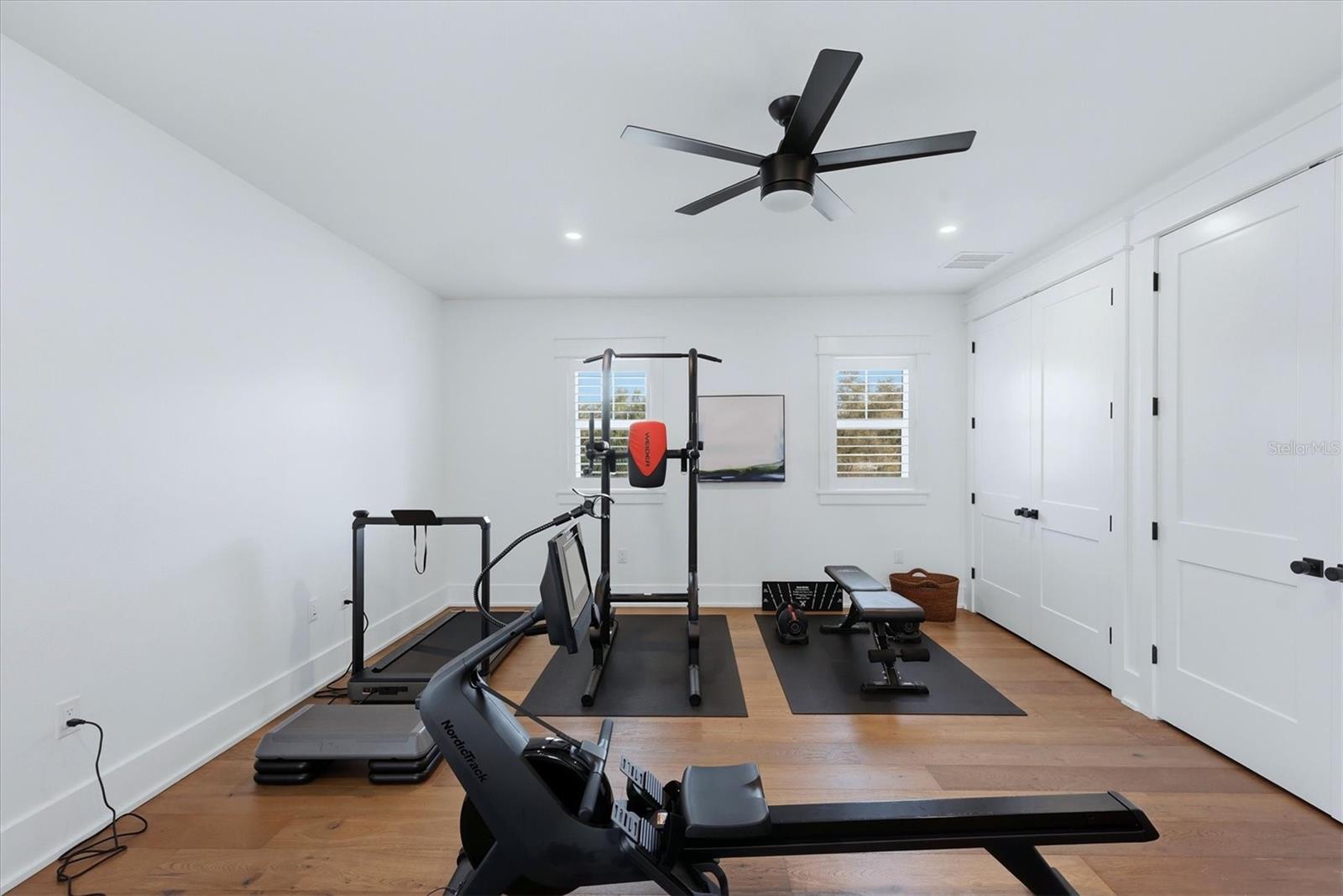 Image 35 of 70 For 1686 North Drive