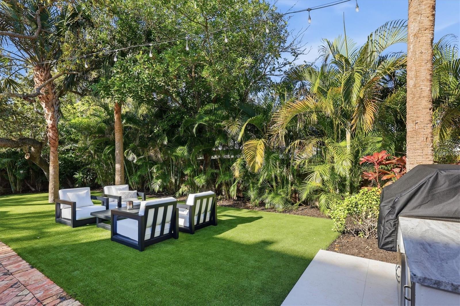 Image 60 of 70 For 1686 North Drive