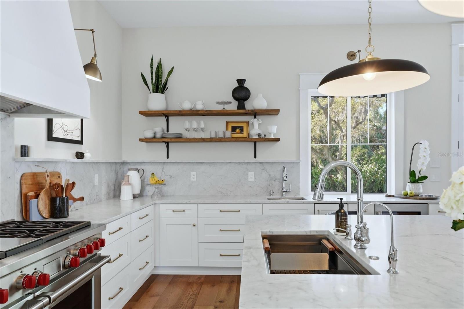 Image 9 of 70 For 1686 North Drive