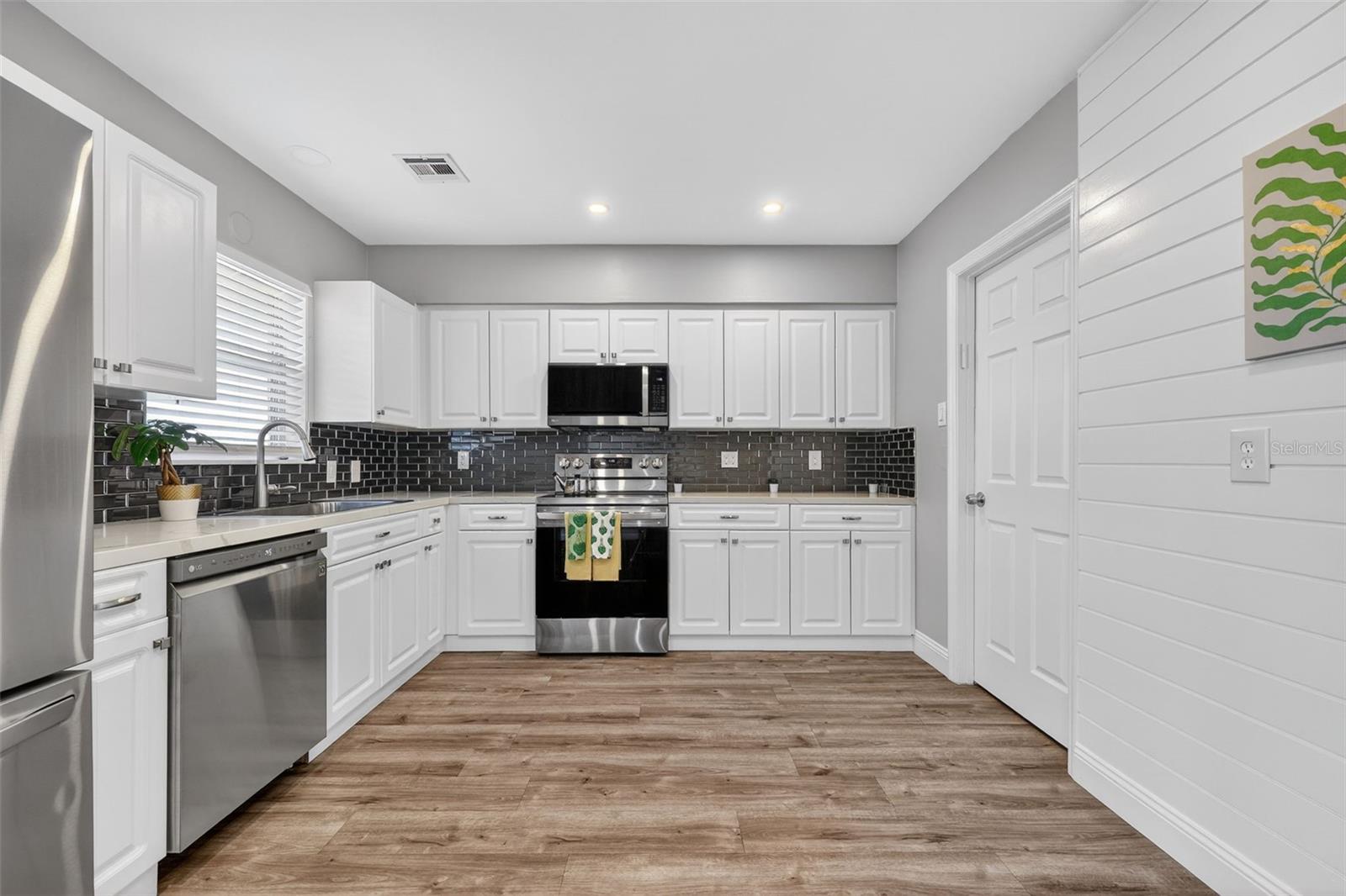 Image 10 of 32 For 2806 Upper Tangelo Drive