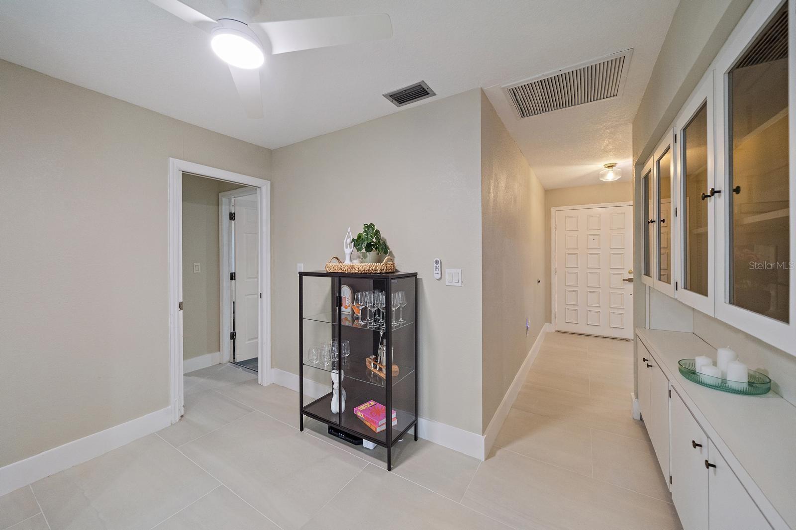 Image 11 of 47 For 3041 Clifford Street