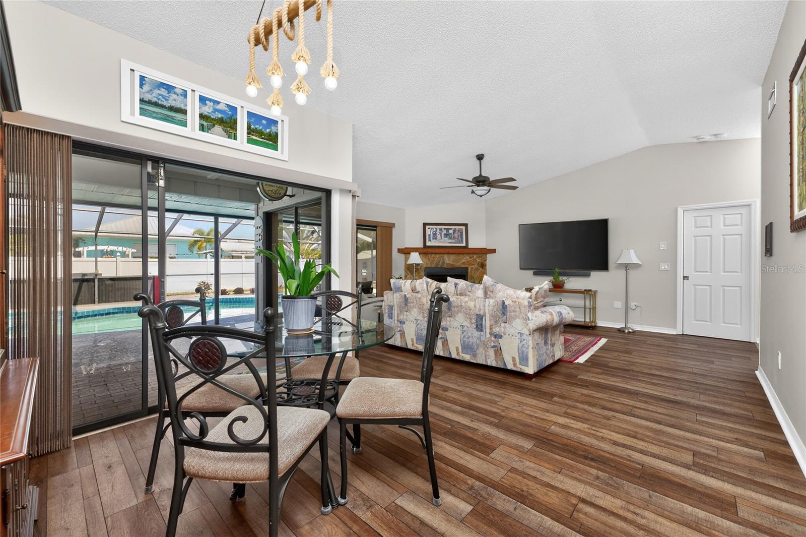 Image 12 of 67 For 9340 Saint Catherine Avenue