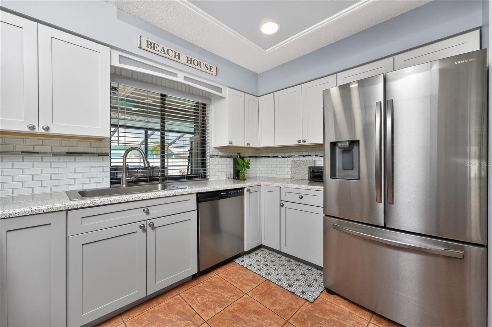 Image 16 of 67 For 9340 Saint Catherine Avenue