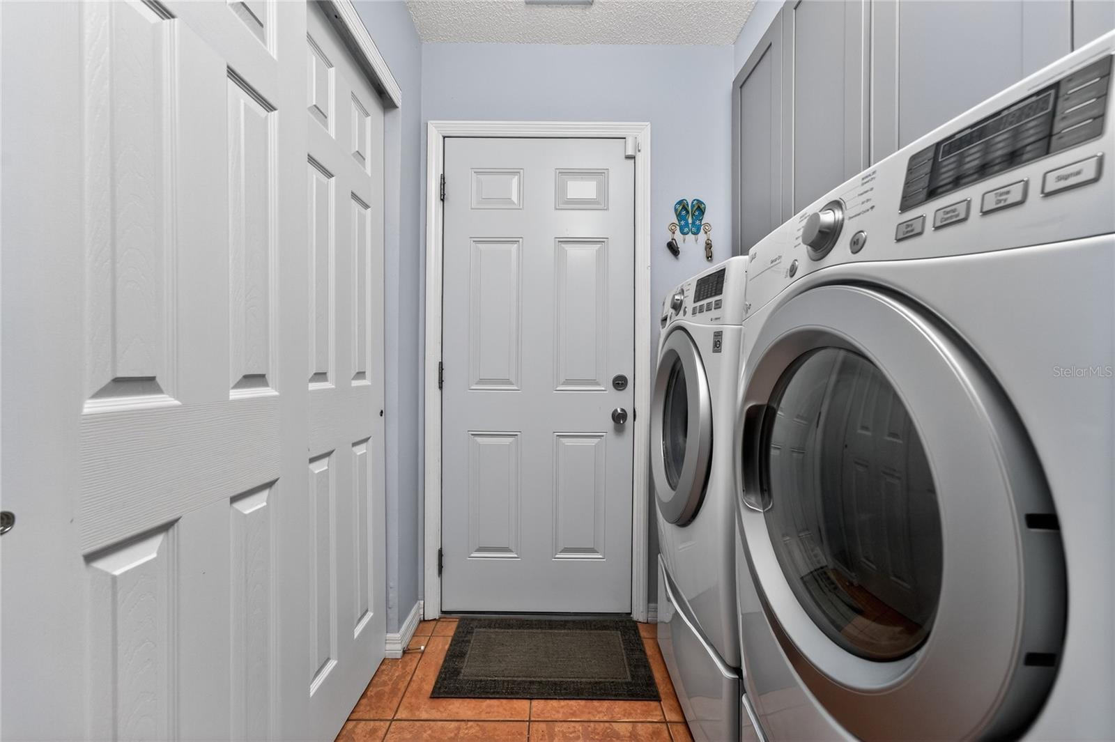 Image 20 of 67 For 9340 Saint Catherine Avenue