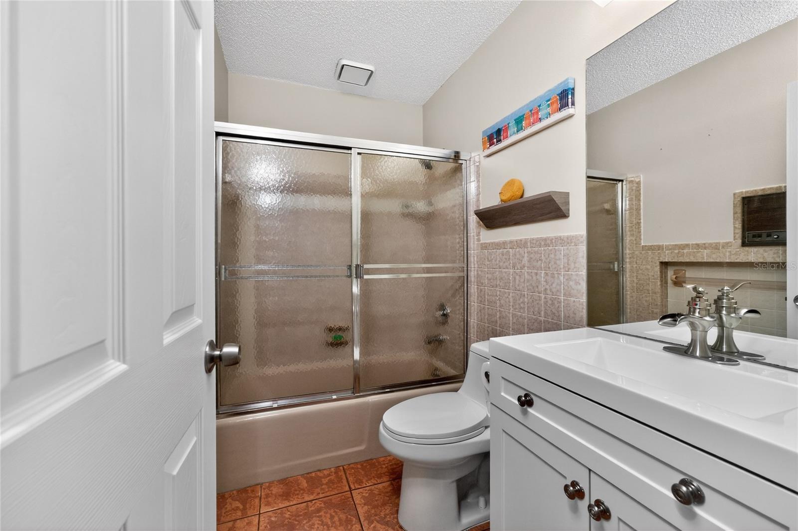 Image 23 of 67 For 9340 Saint Catherine Avenue