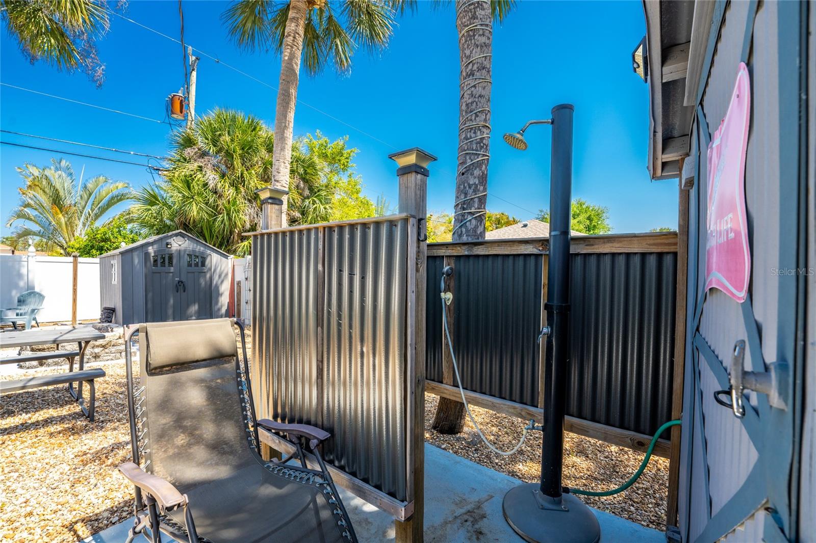 Image 43 of 67 For 9340 Saint Catherine Avenue