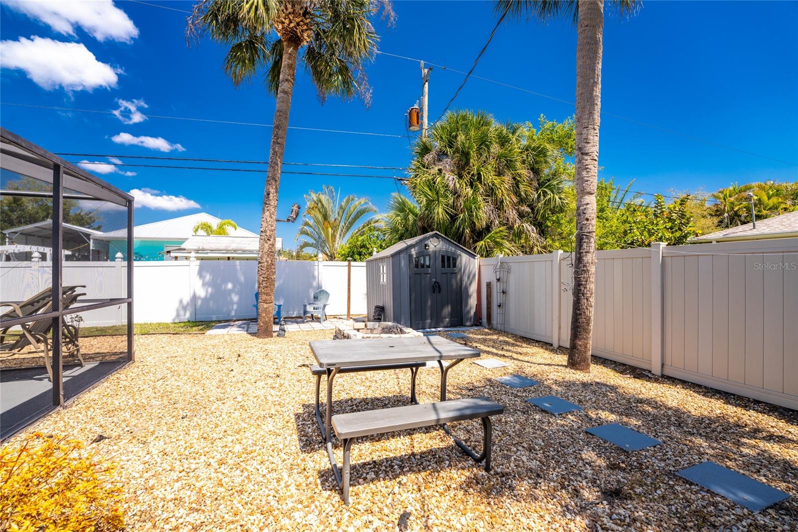 Image 44 of 67 For 9340 Saint Catherine Avenue