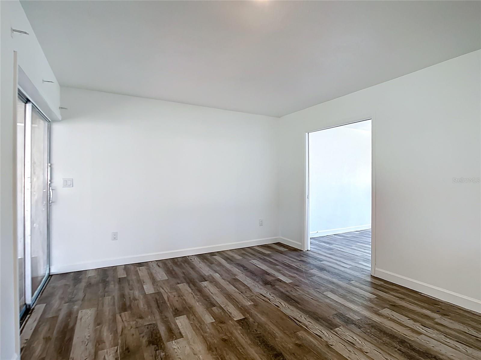 Image 11 of 18 For 8050 Porto Chico Avenue