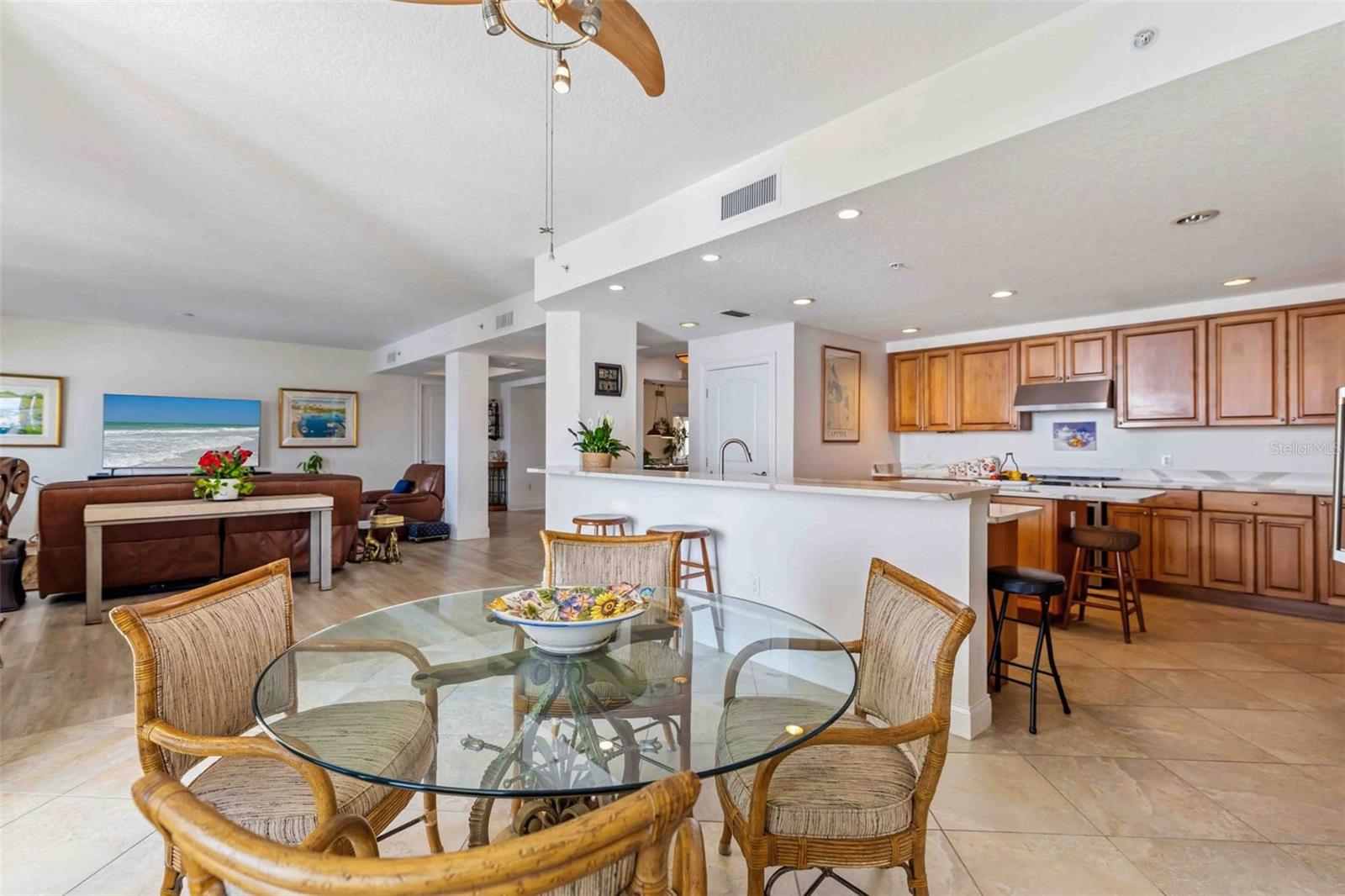 Image 14 of 70 For 606 Riviera Dunes Way 601