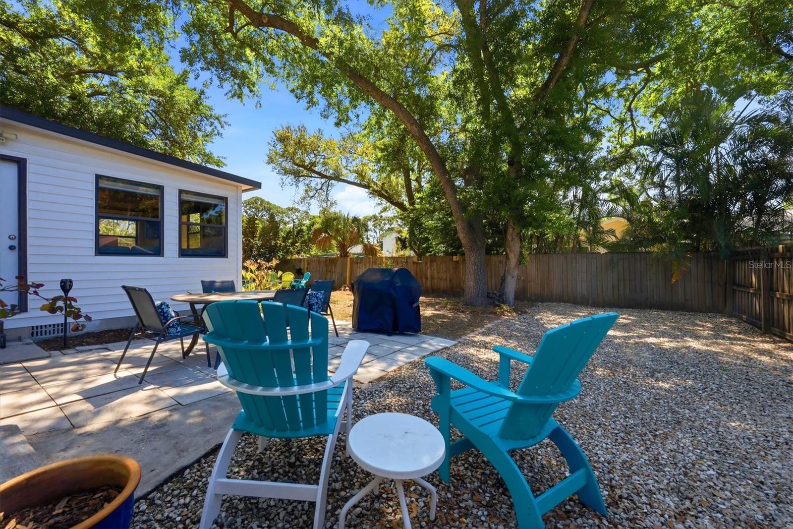 Image 27 of 31 For 2456 Arden Drive