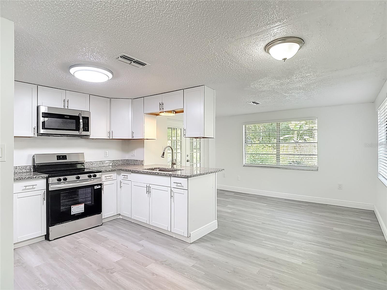 Image 15 of 54 For 7309 Washington Street