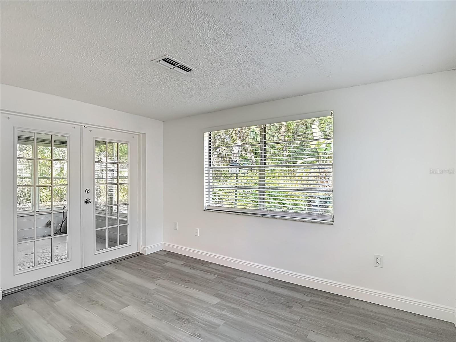 Image 23 of 54 For 7309 Washington Street