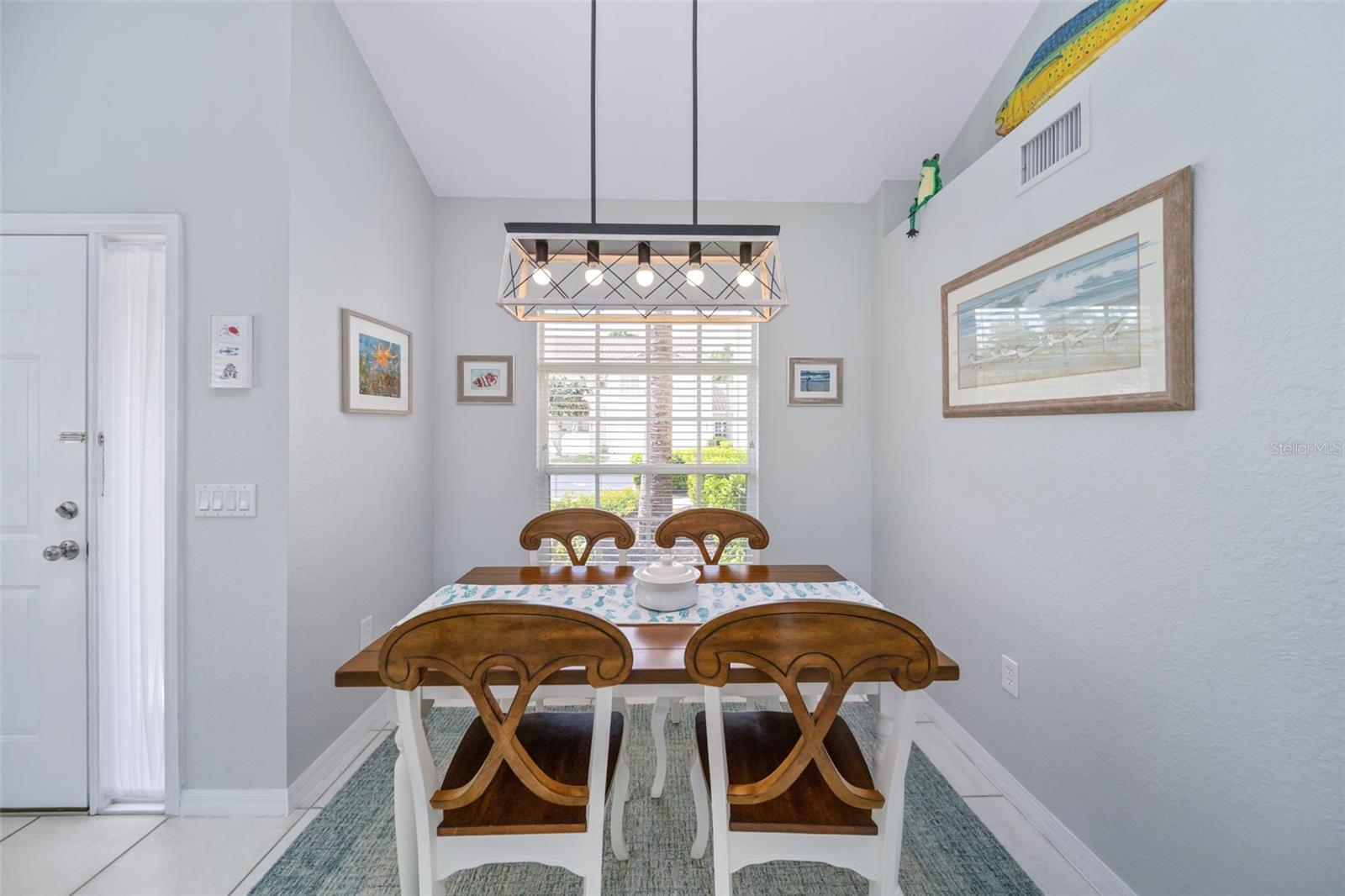 Image 11 of 54 For 7667 Sweetbay Circle 11-102