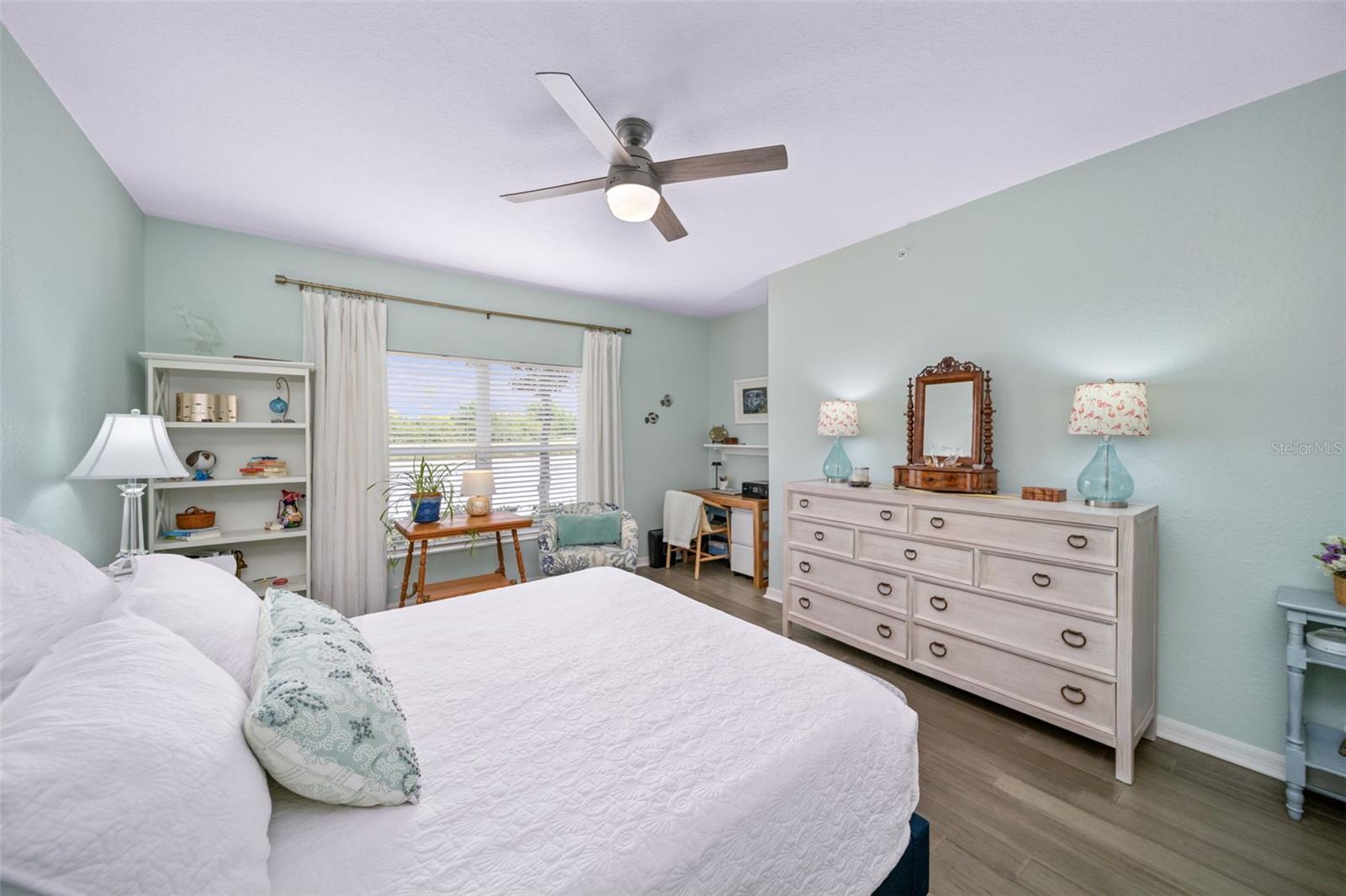 Image 20 of 54 For 7667 Sweetbay Circle 11-102