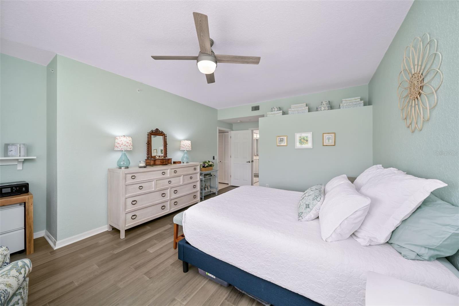 Image 22 of 54 For 7667 Sweetbay Circle 11-102