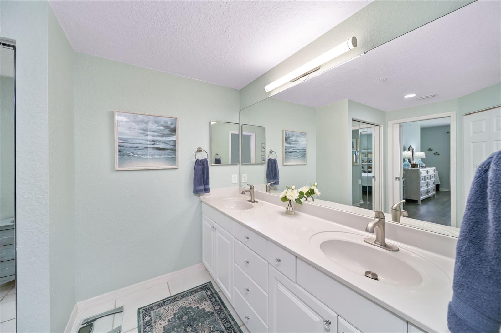 Image 23 of 54 For 7667 Sweetbay Circle 11-102