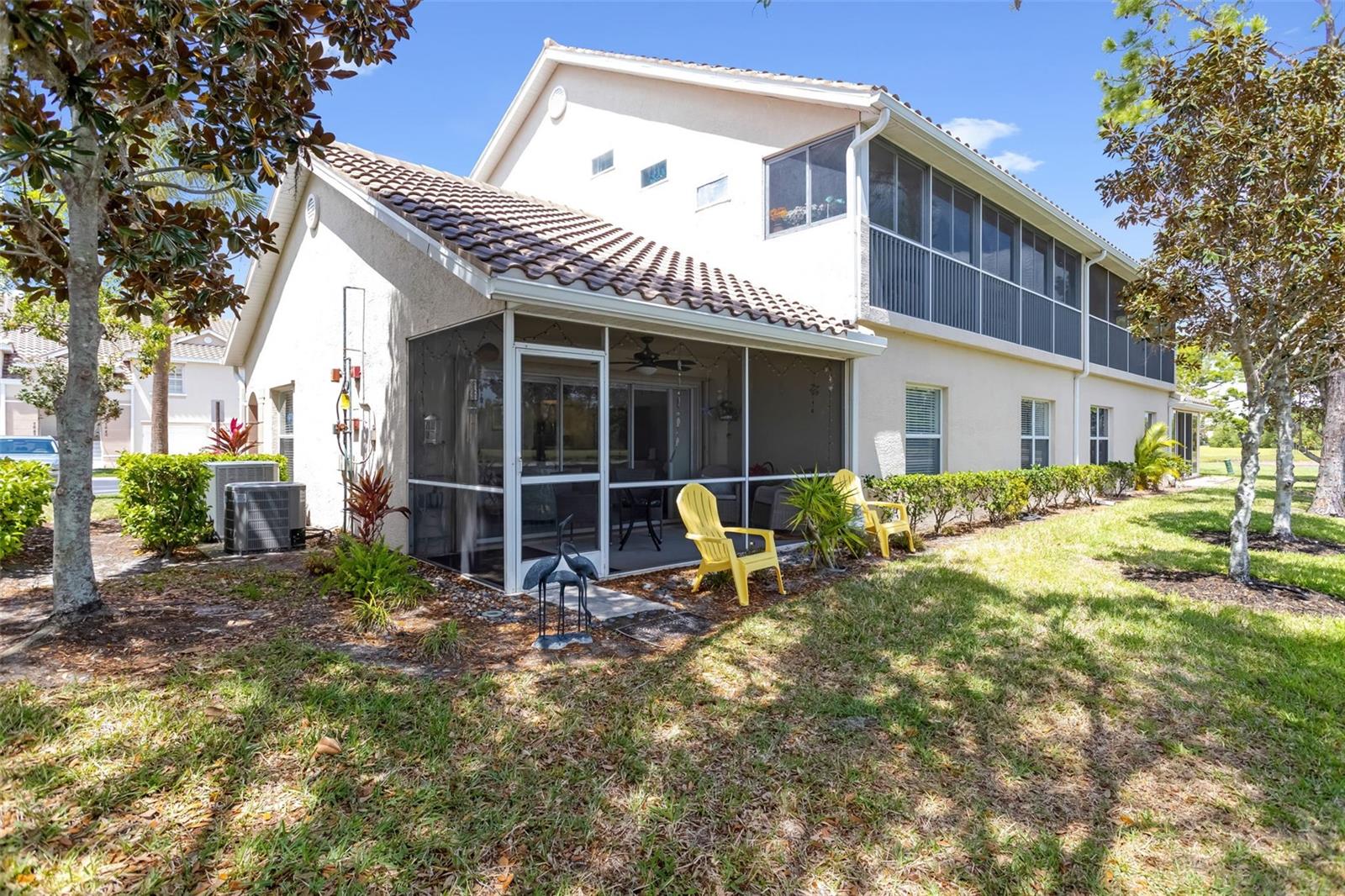 Image 35 of 54 For 7667 Sweetbay Circle 11-102