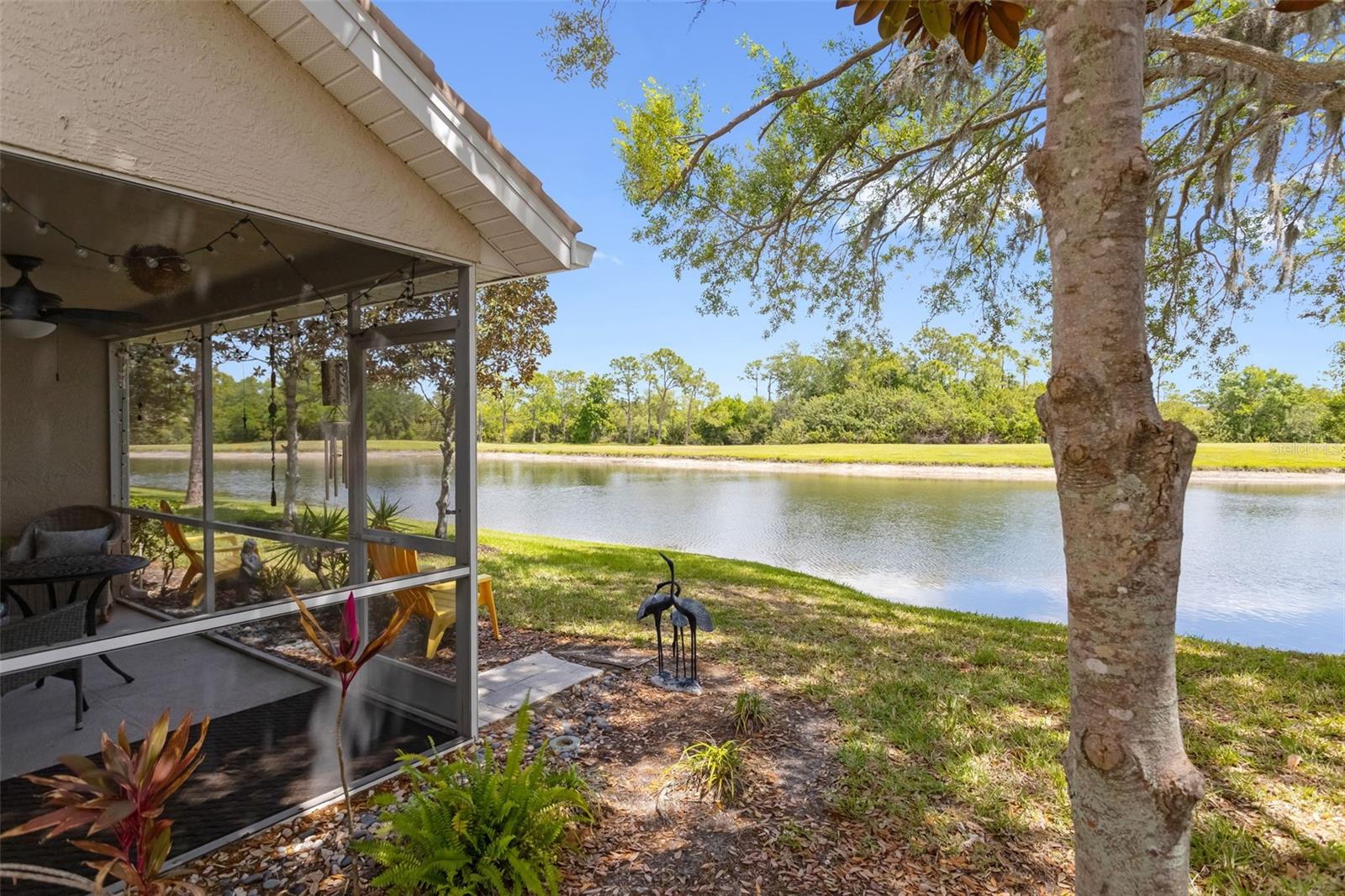 Image 36 of 54 For 7667 Sweetbay Circle 11-102