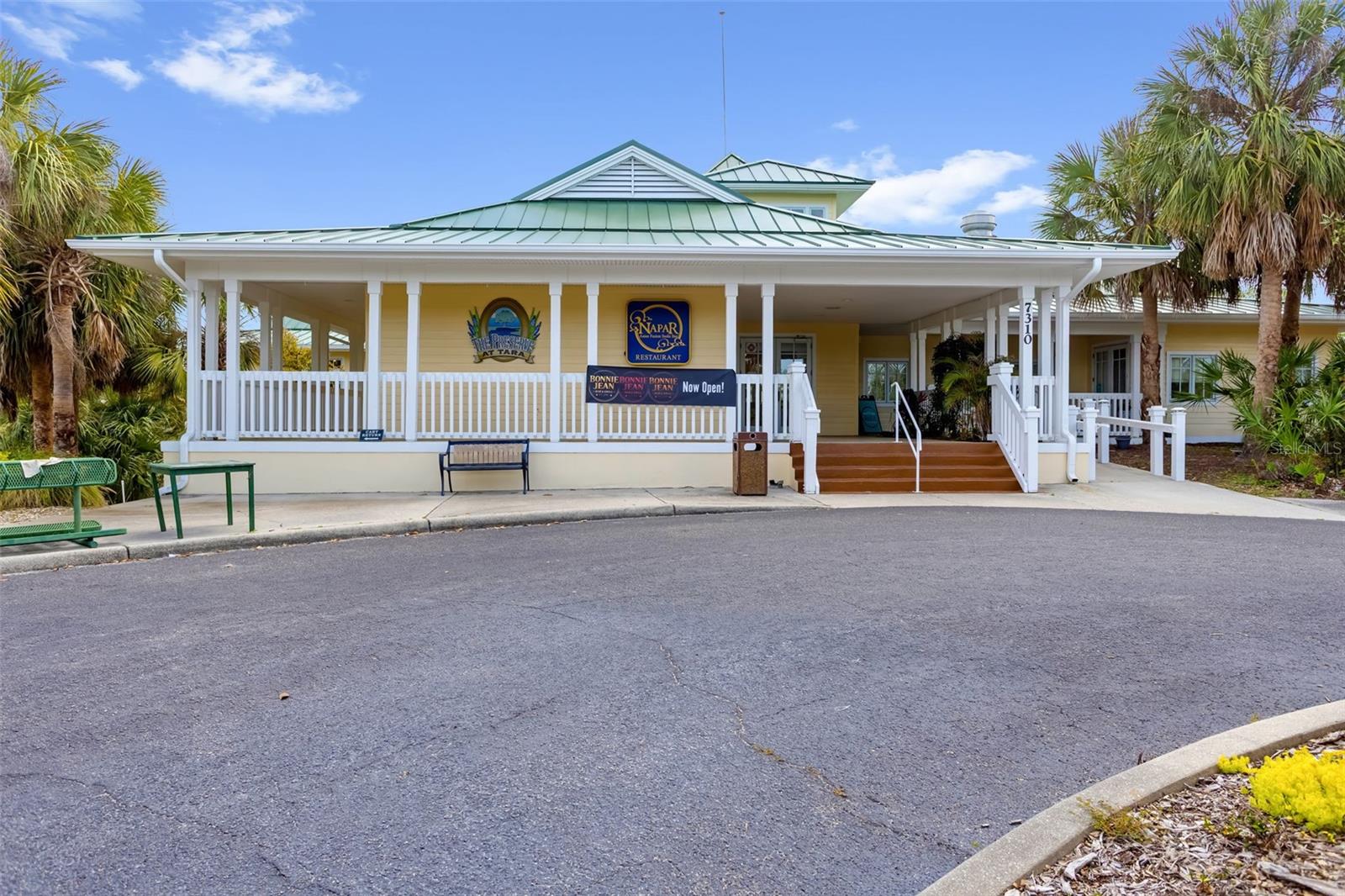 Image 44 of 54 For 7667 Sweetbay Circle 11-102