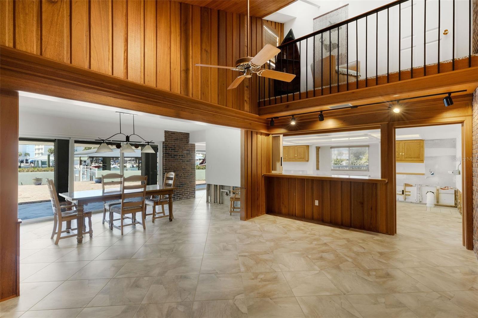 Image 14 of 58 For 700 El Dorado Drive