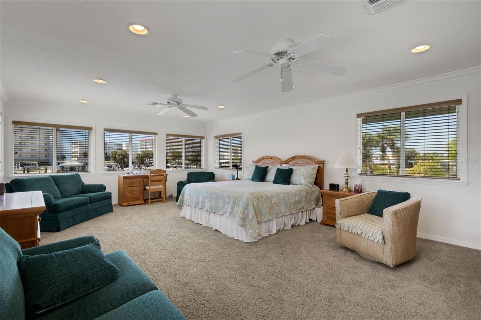 Image 22 of 58 For 700 El Dorado Drive